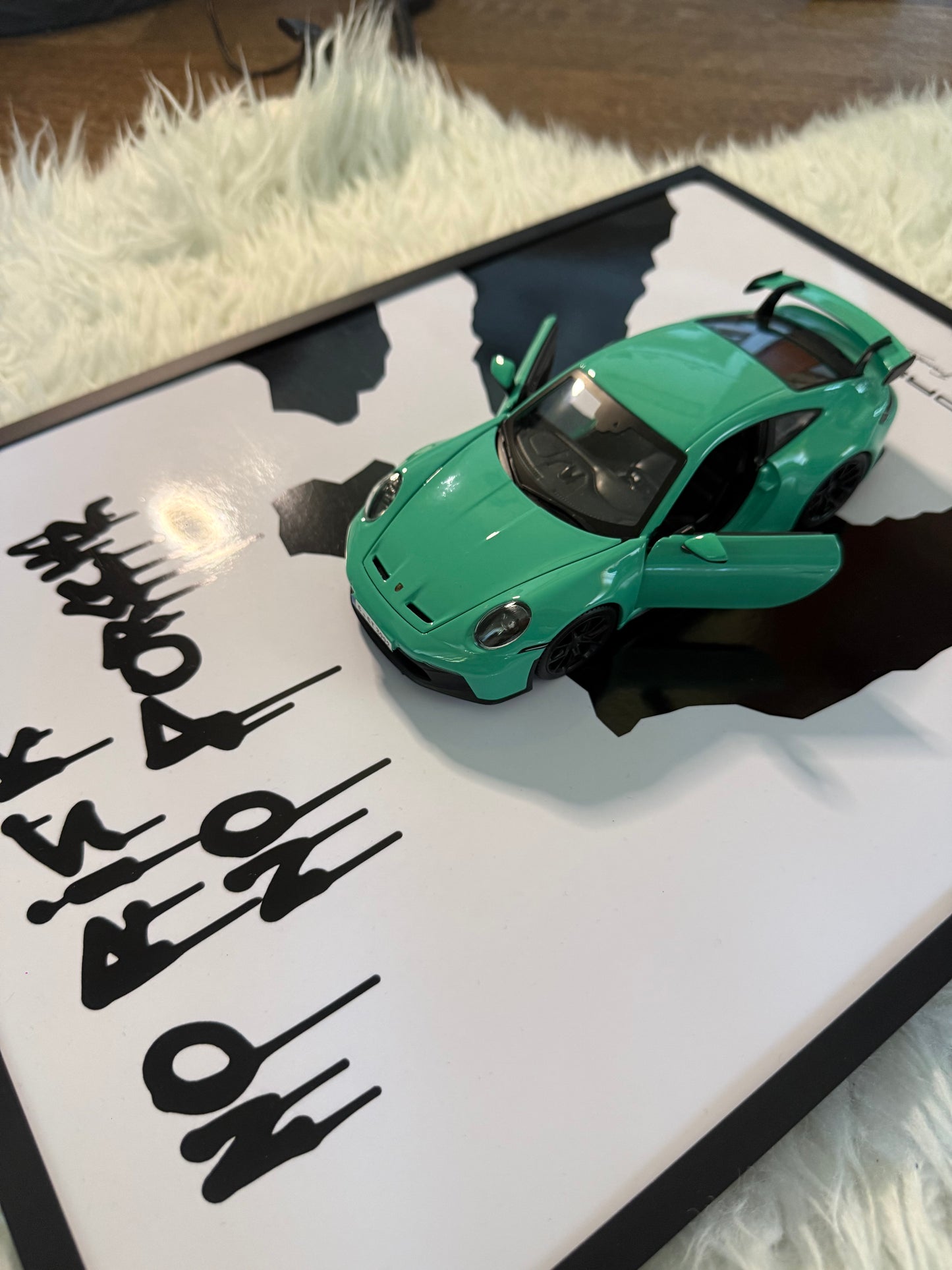 No Risk No Porsche - 1:28 Mint